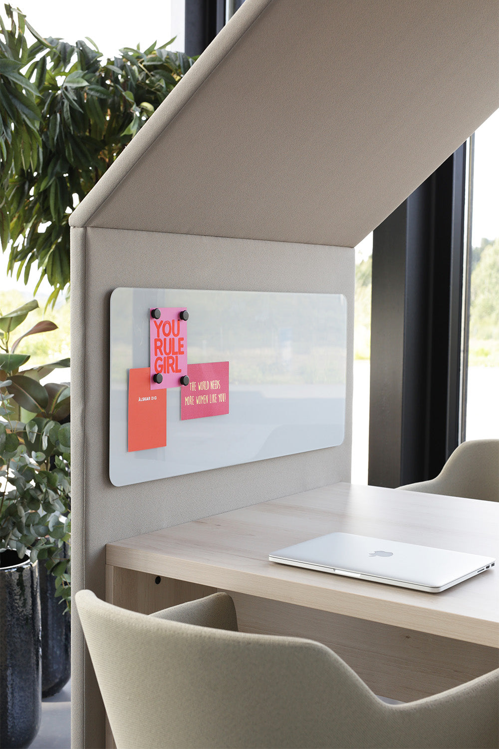 Skrivtavla Scribble till The hut GEM