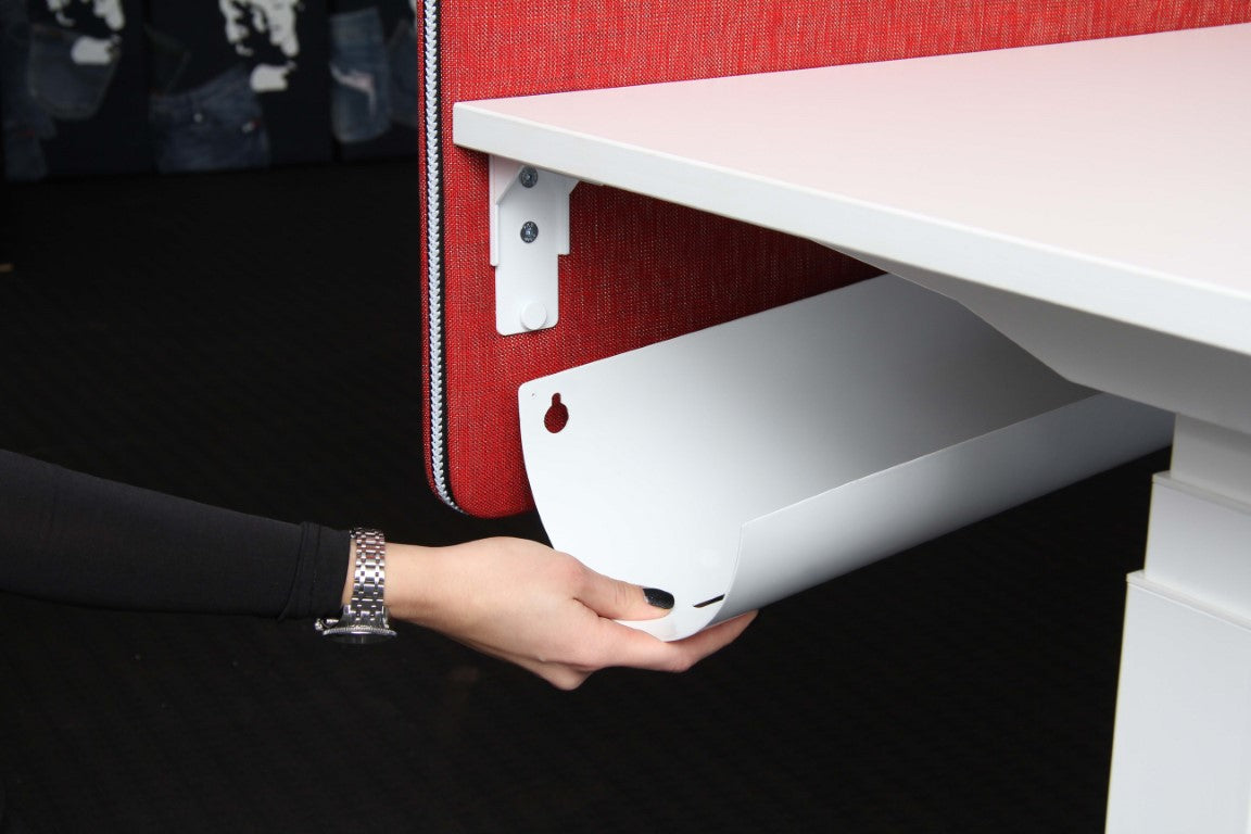 kabeldike-halfpipe-justerbart-med-nyckelhal-for-bordsskarm