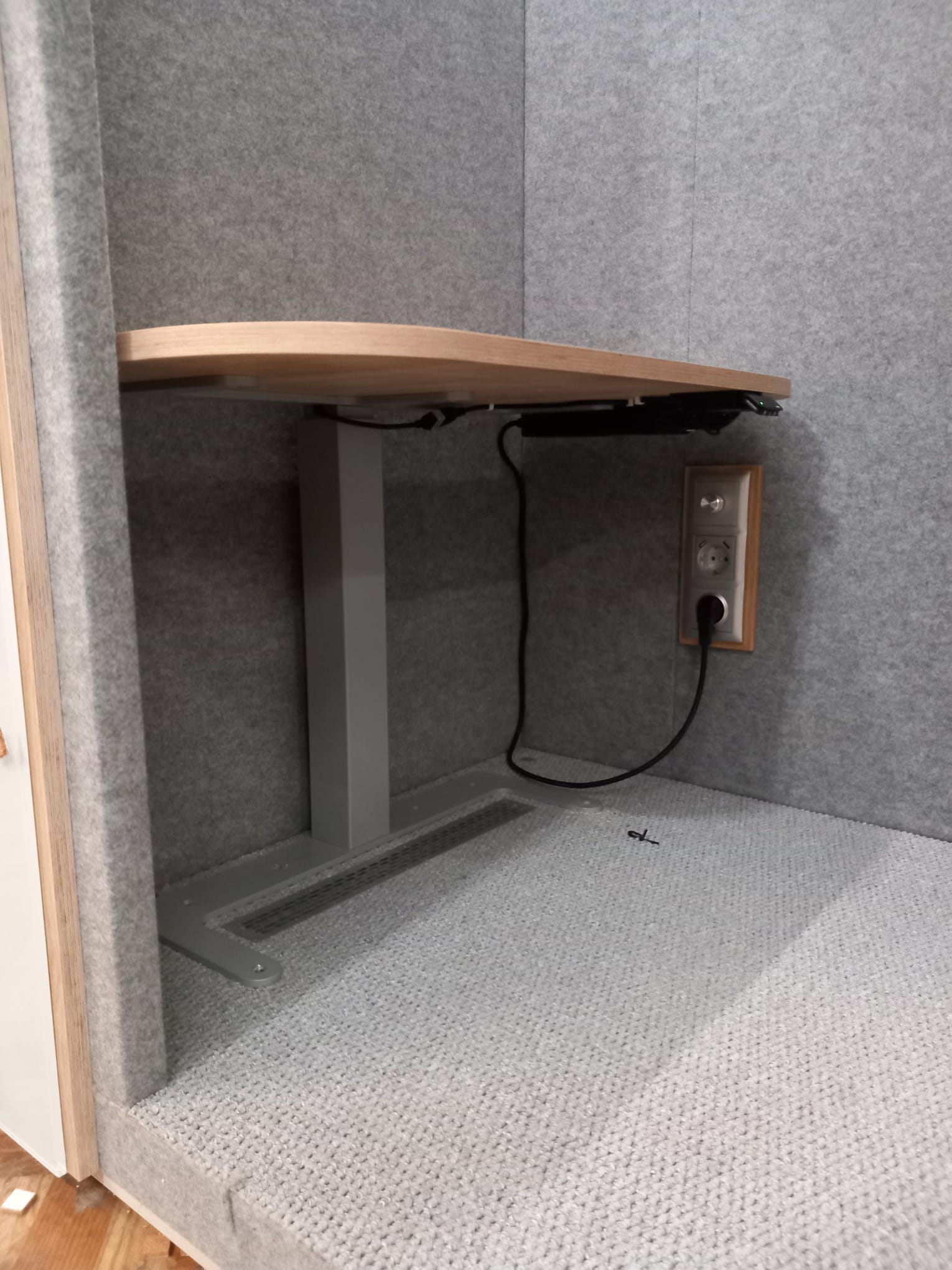 Telefonhytt HIDE Single Plus+ H220 x B130 x D96 cm