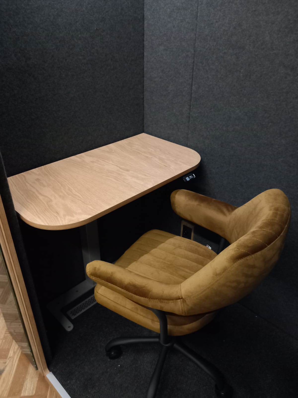 Telefonhytt HIDE Single Plus+ H220 x B130 x D96 cm