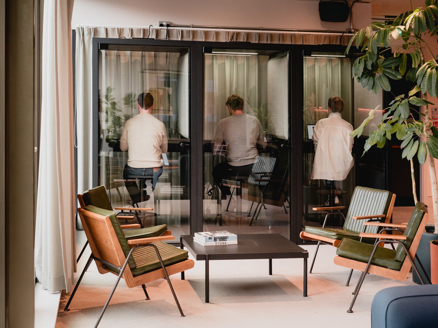 Lohko Box1 | 1 person